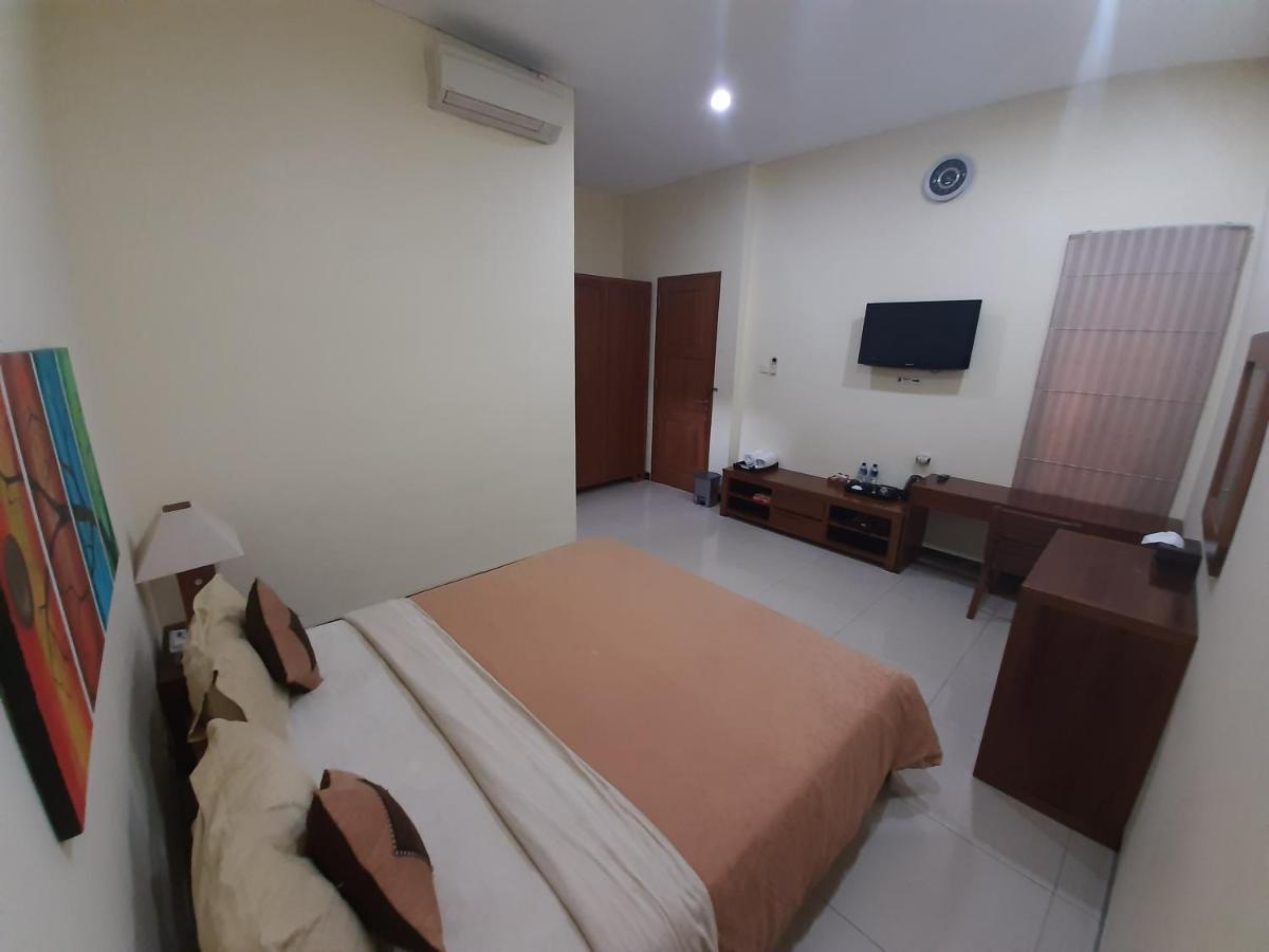 פאצ'יטאן Alloro Guesthouse מראה חיצוני תמונה