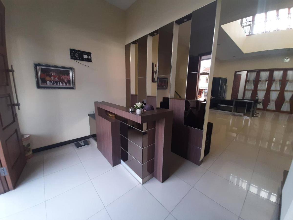 פאצ'יטאן Alloro Guesthouse מראה חיצוני תמונה
