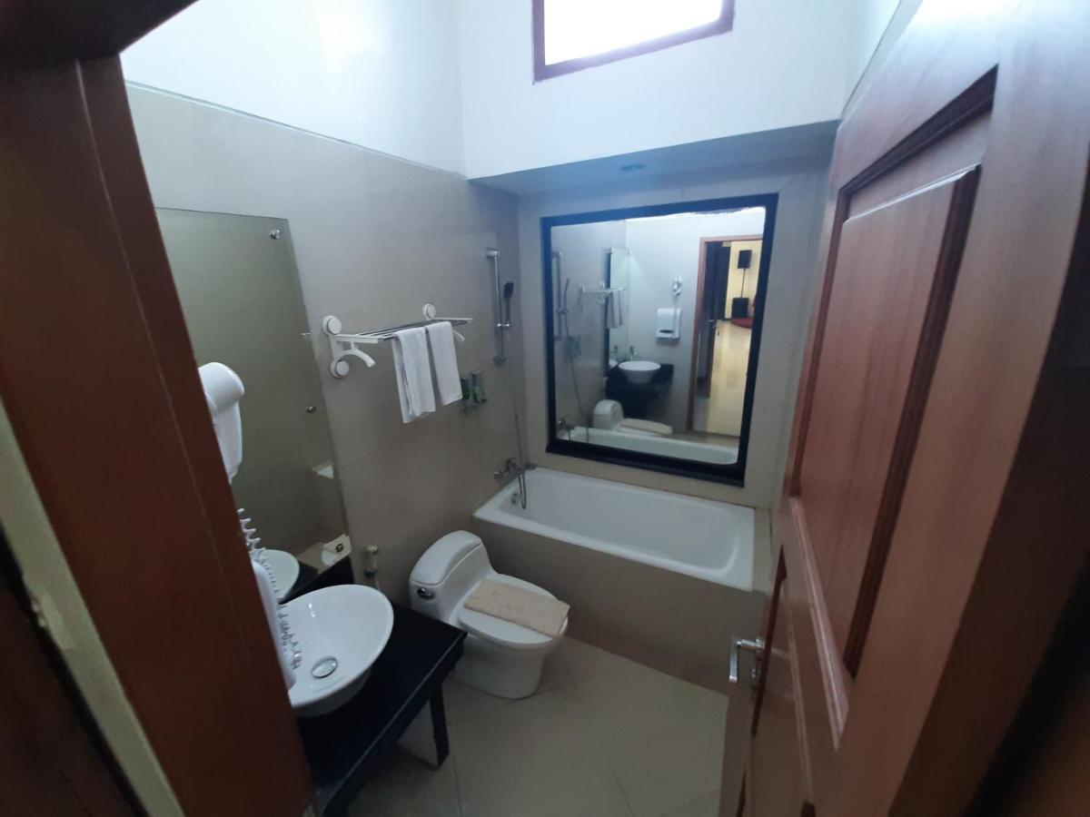 פאצ'יטאן Alloro Guesthouse מראה חיצוני תמונה