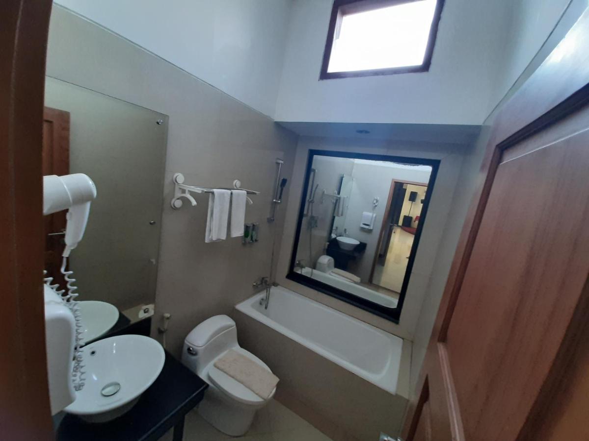 פאצ'יטאן Alloro Guesthouse מראה חיצוני תמונה