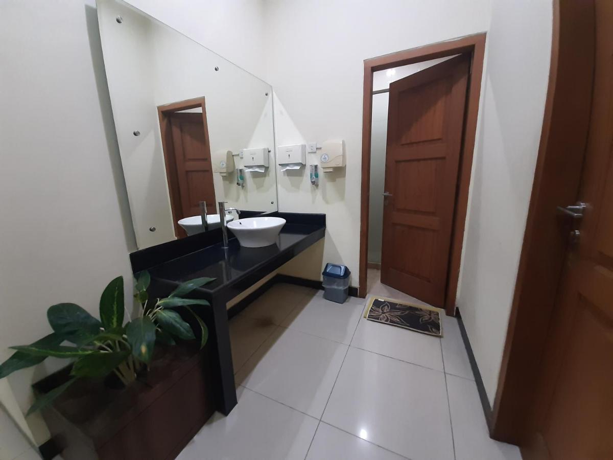 פאצ'יטאן Alloro Guesthouse מראה חיצוני תמונה